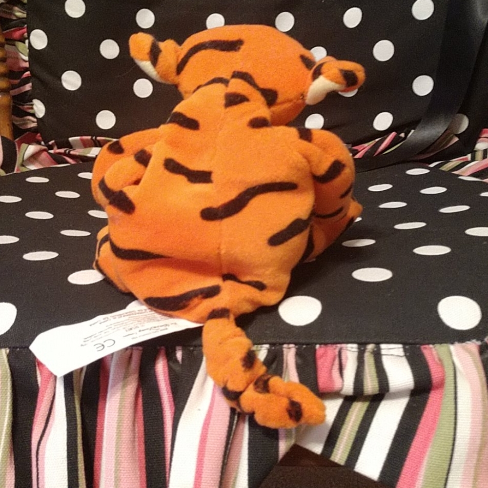 Disney Tigger FREe Beanie w/ $20 purchase - Picture 2 of 3
